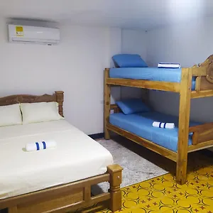 casa-perla.cartagena-hotels.org/